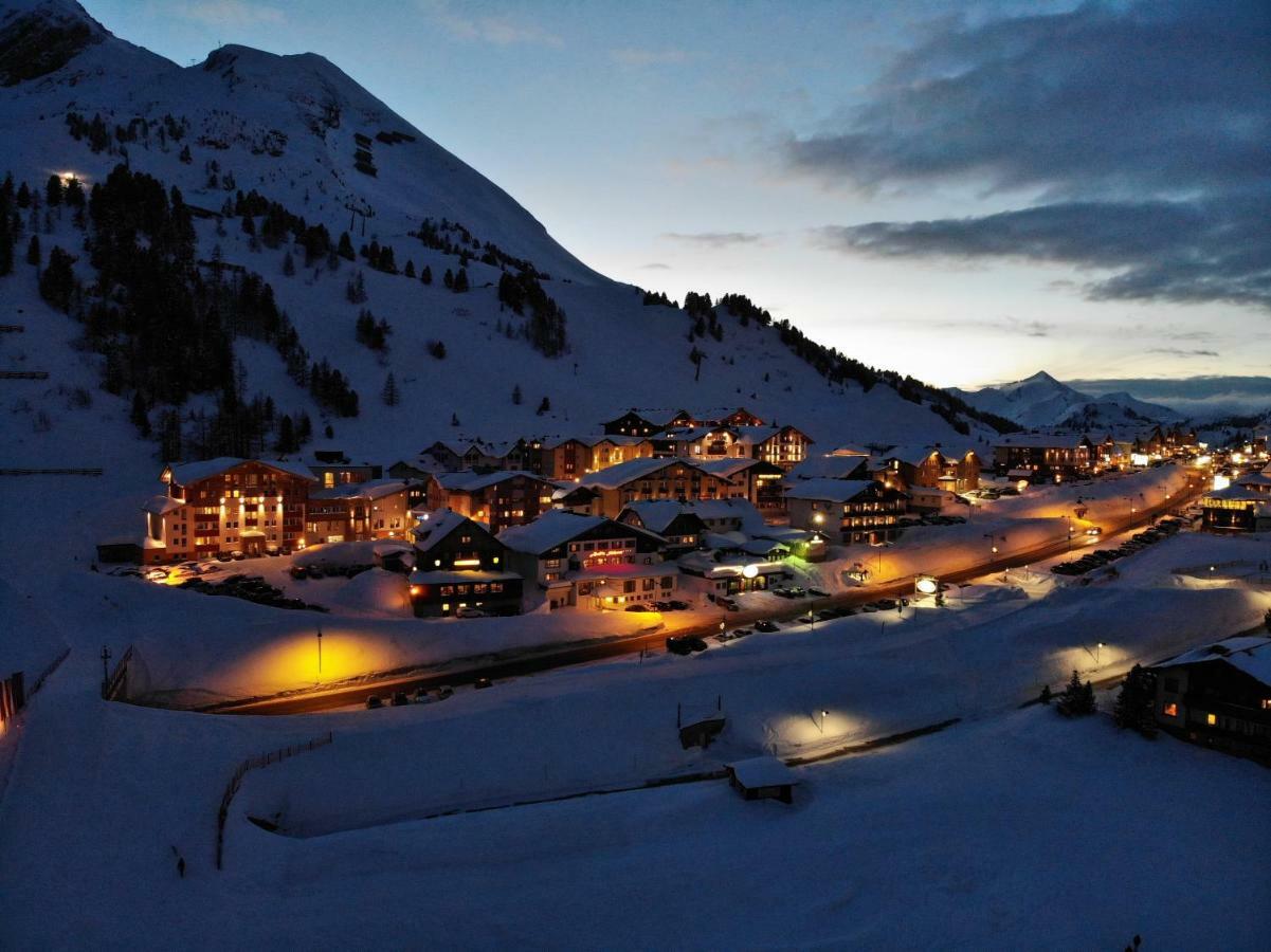 Andi'S Skihotel Obertauern Exterior foto